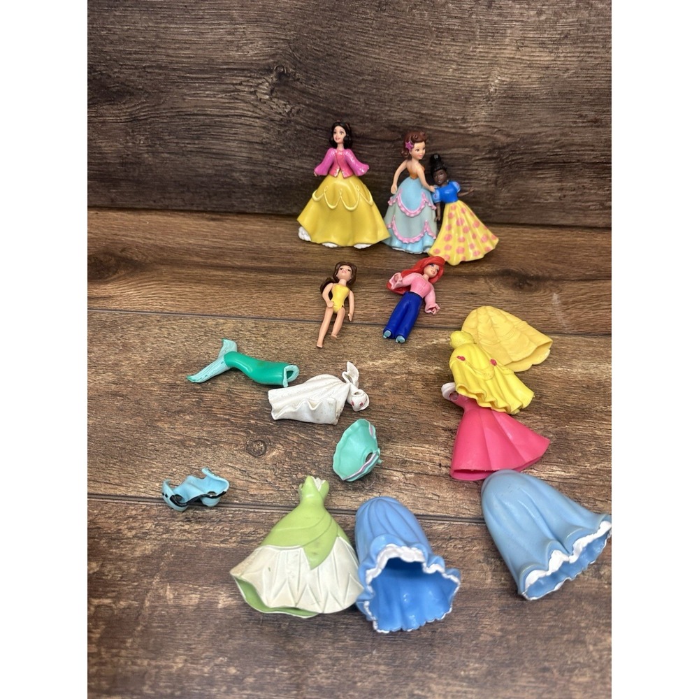 Disney's Princesses Figurines Cake Toppers and other‎ Characters Lot